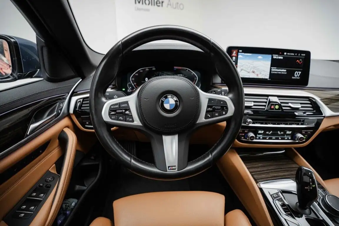 BMW 5 SERIES