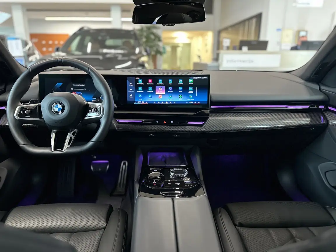 BMW 5 SERIES