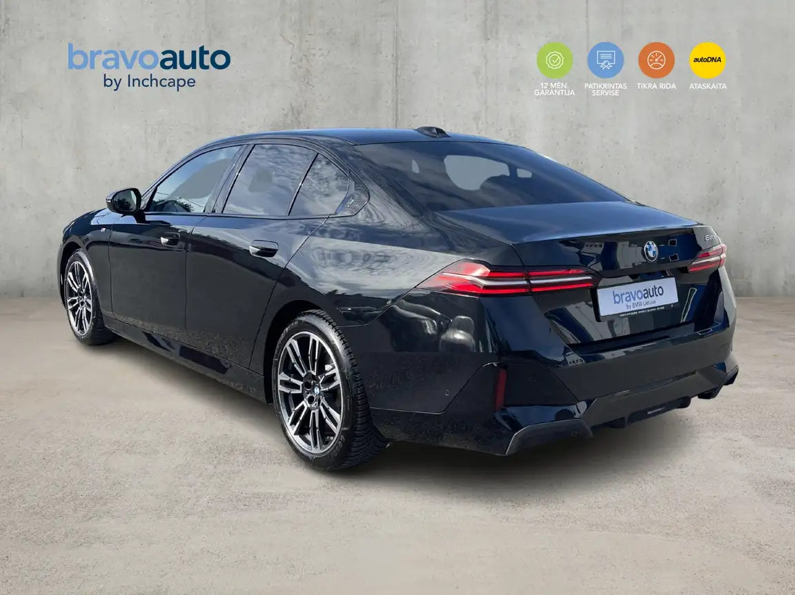 BMW 5 SERIES