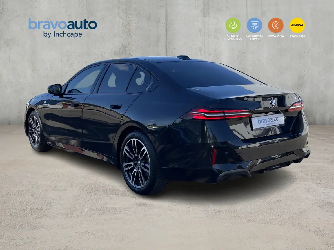 BMW 5 SERIES