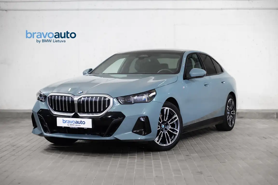 BMW 5 SERIES