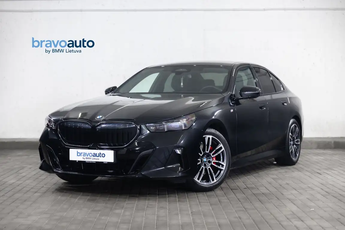 BMW 5 SERIES