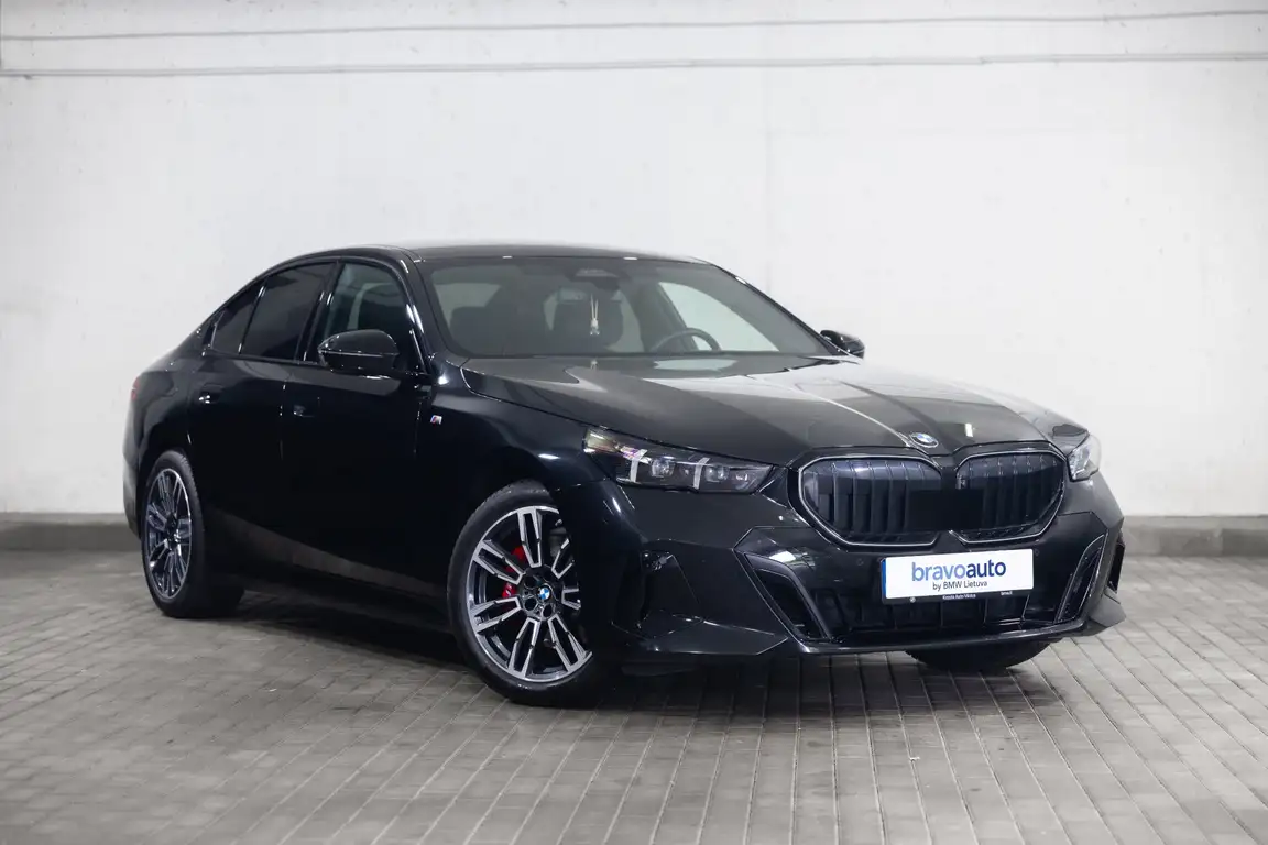 BMW 5 SERIES