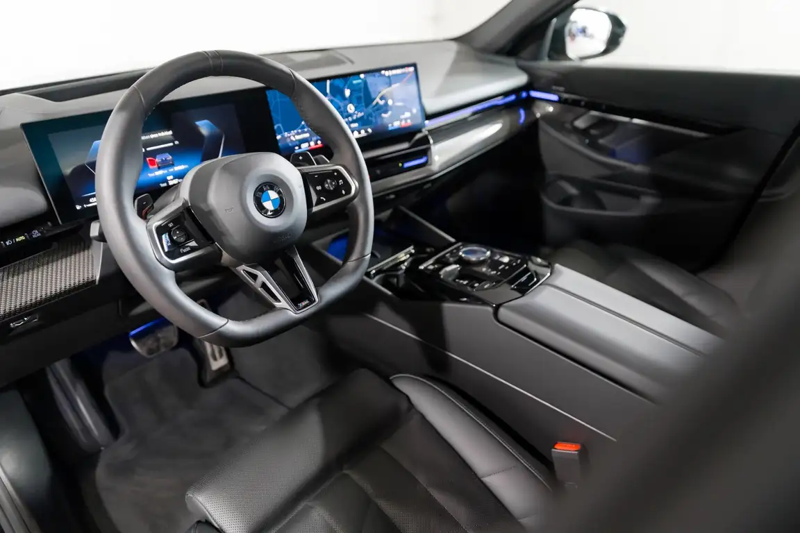 BMW 5 SERIES