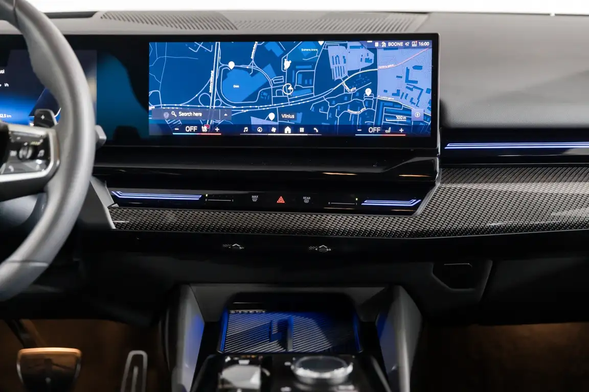 BMW 5 SERIES