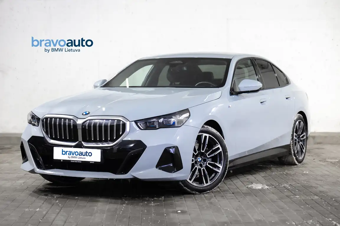 BMW 5 SERIES