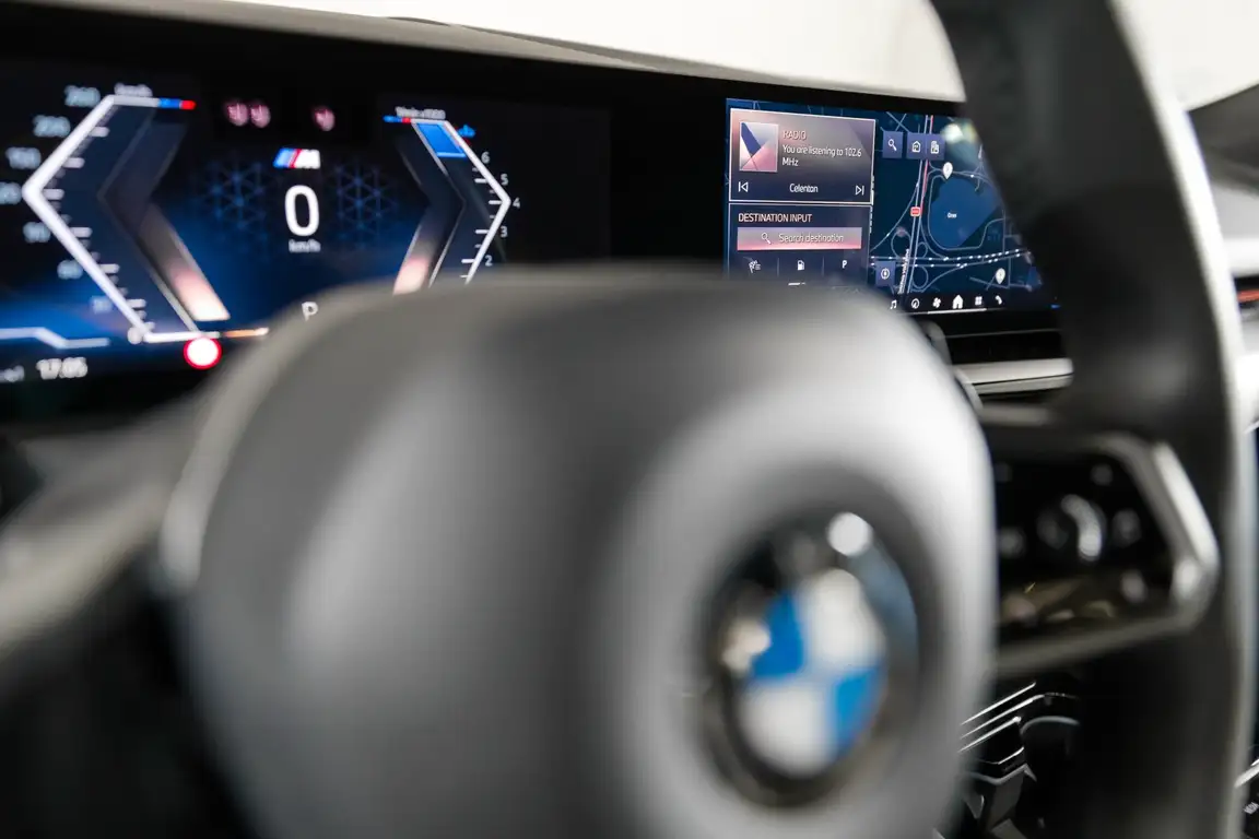 BMW 5 SERIES