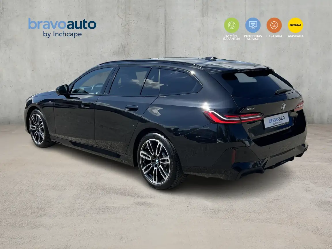 BMW 5 SERIES