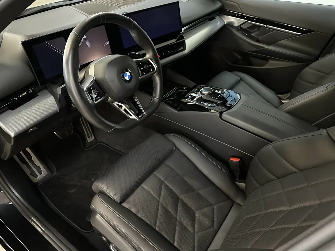 BMW 5 SERIES