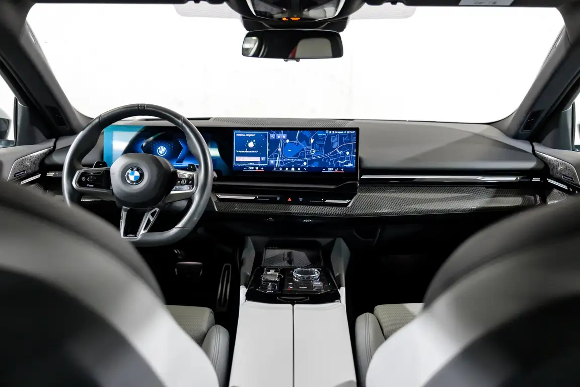 BMW 5 SERIES
