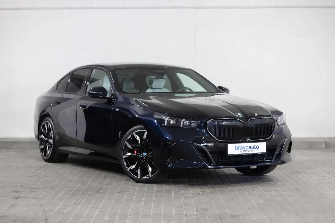 BMW 5 SERIES