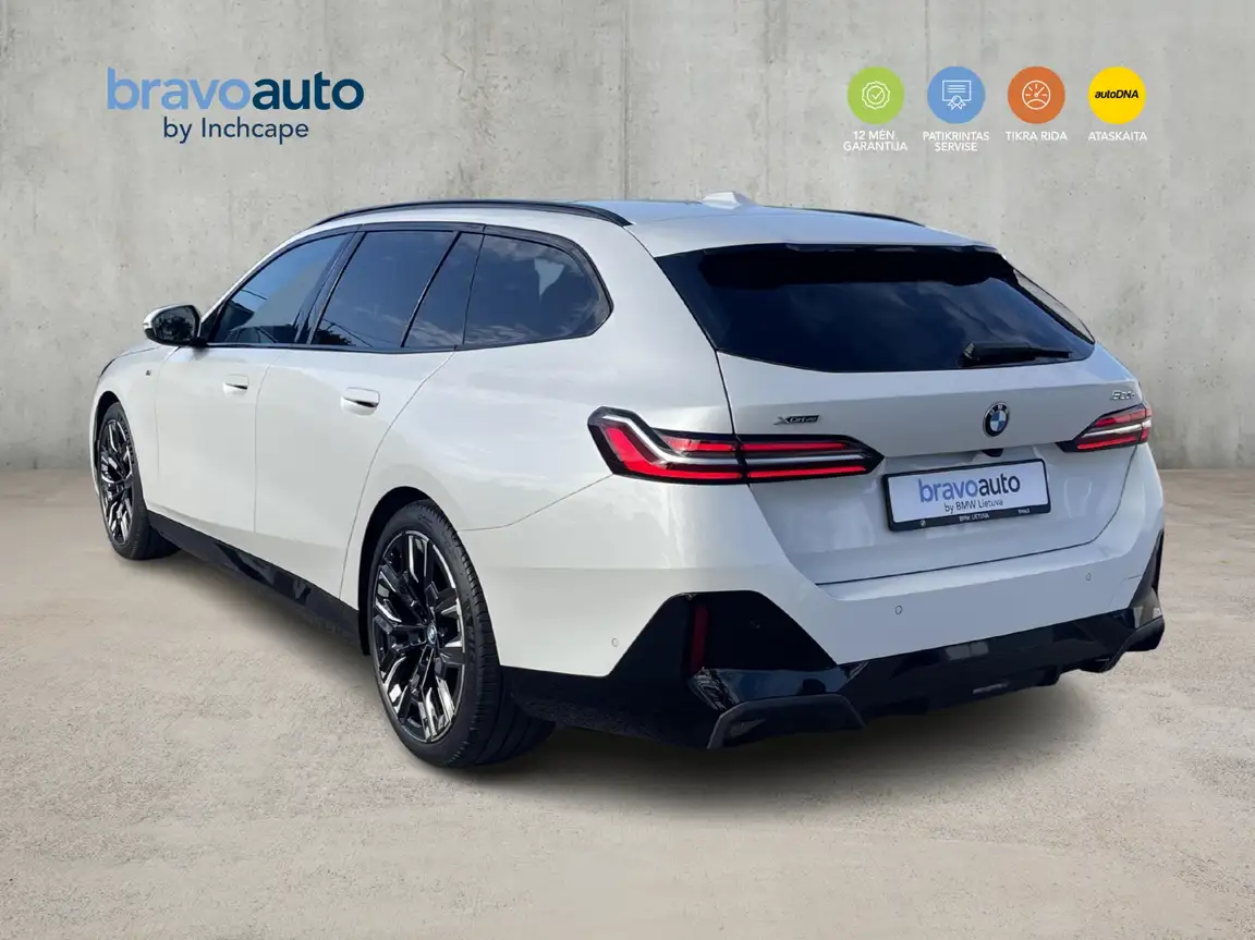 BMW 5 SERIES