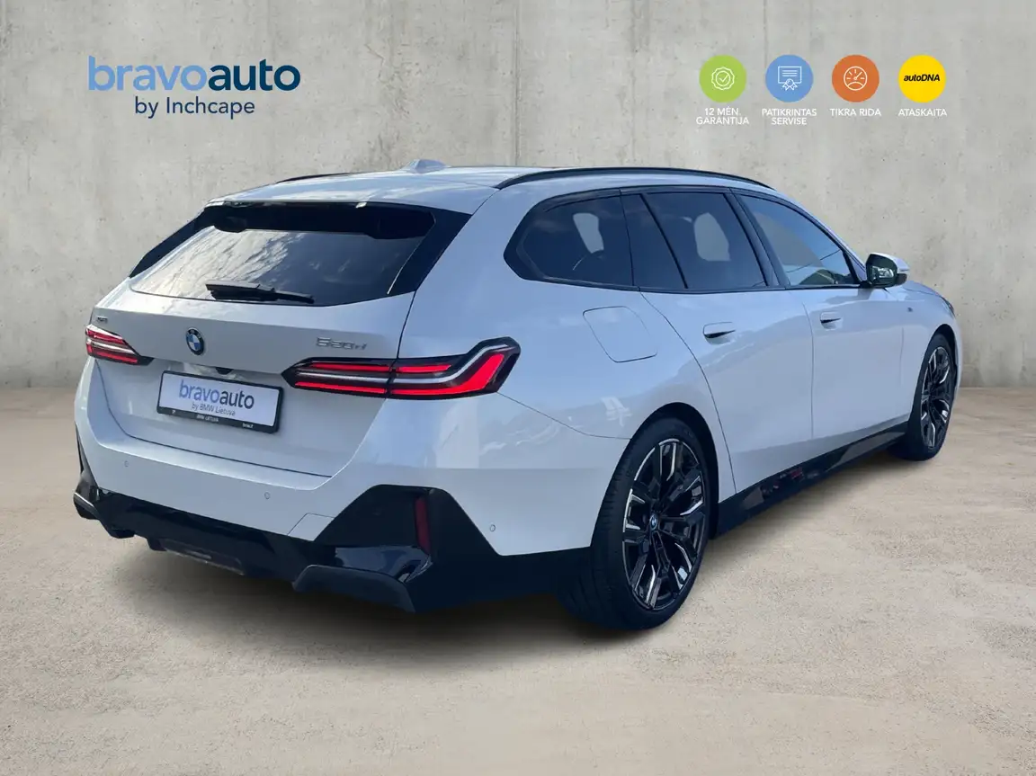 BMW 5 SERIES