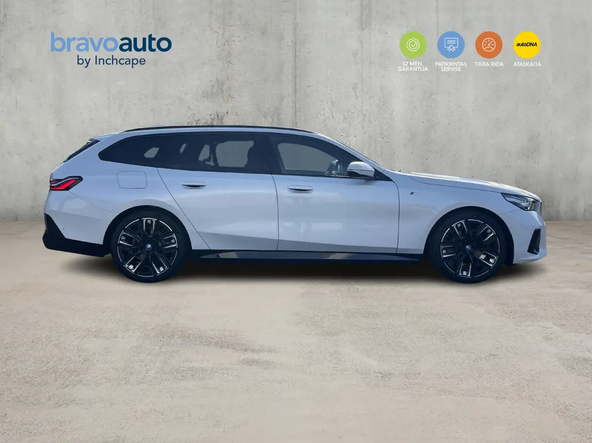 BMW 5 SERIES