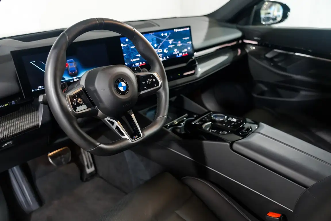 BMW 5 SERIES