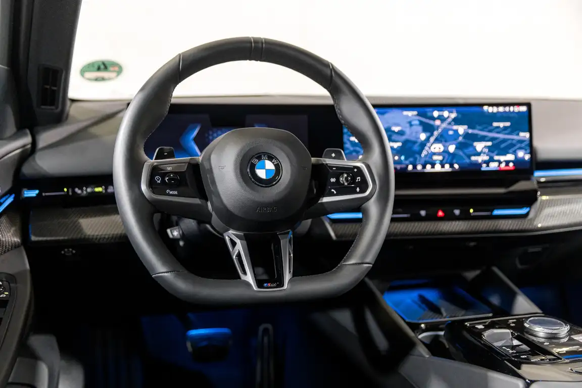 BMW 5 SERIES