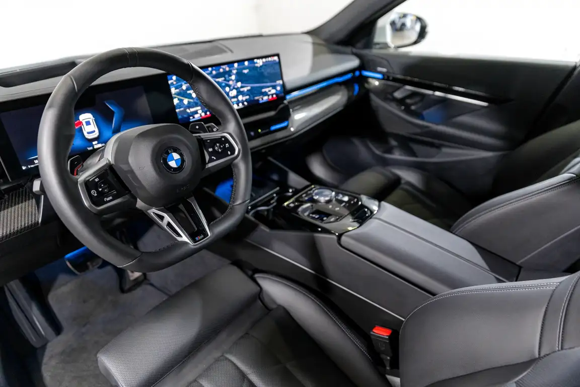 BMW 5 SERIES