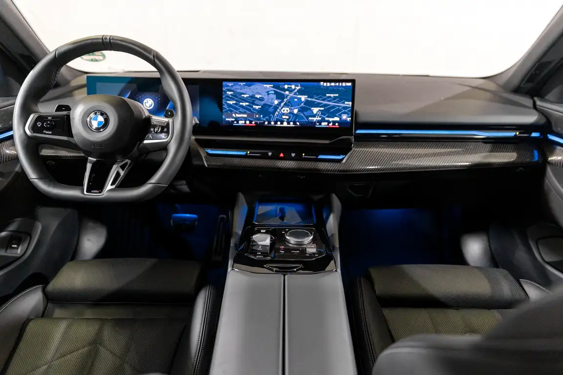 BMW 5 SERIES