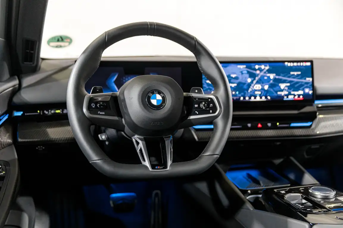 BMW 5 SERIES
