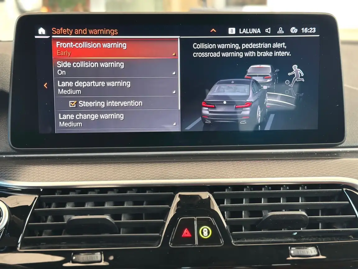 BMW 5 SERIES