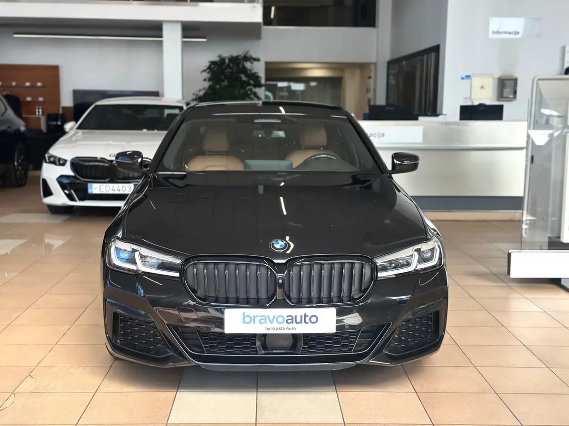 BMW 5 SERIES