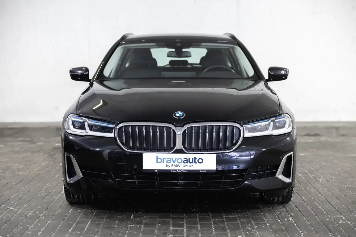 BMW 5 SERIES
