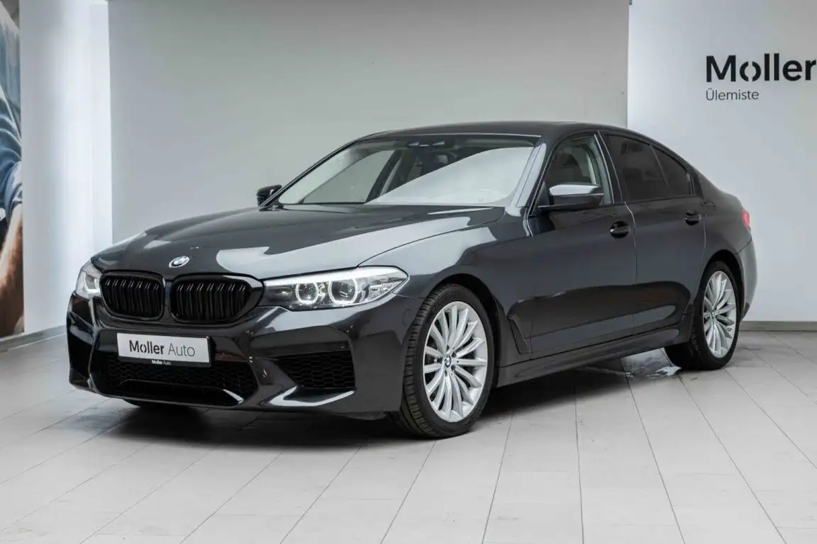 BMW 5 SERIES