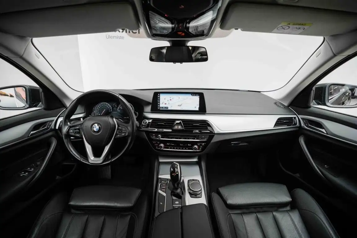 BMW 5 SERIES