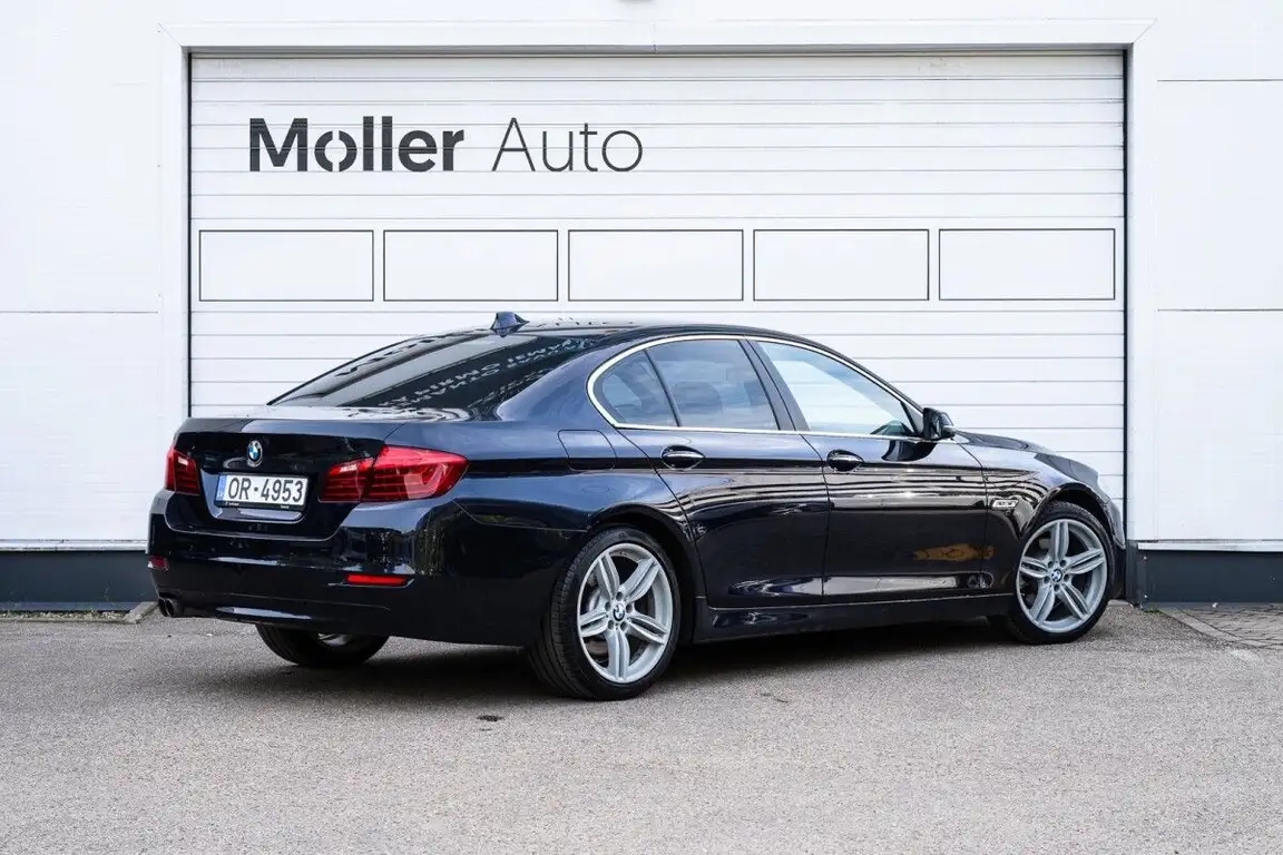 BMW 5 SERIES