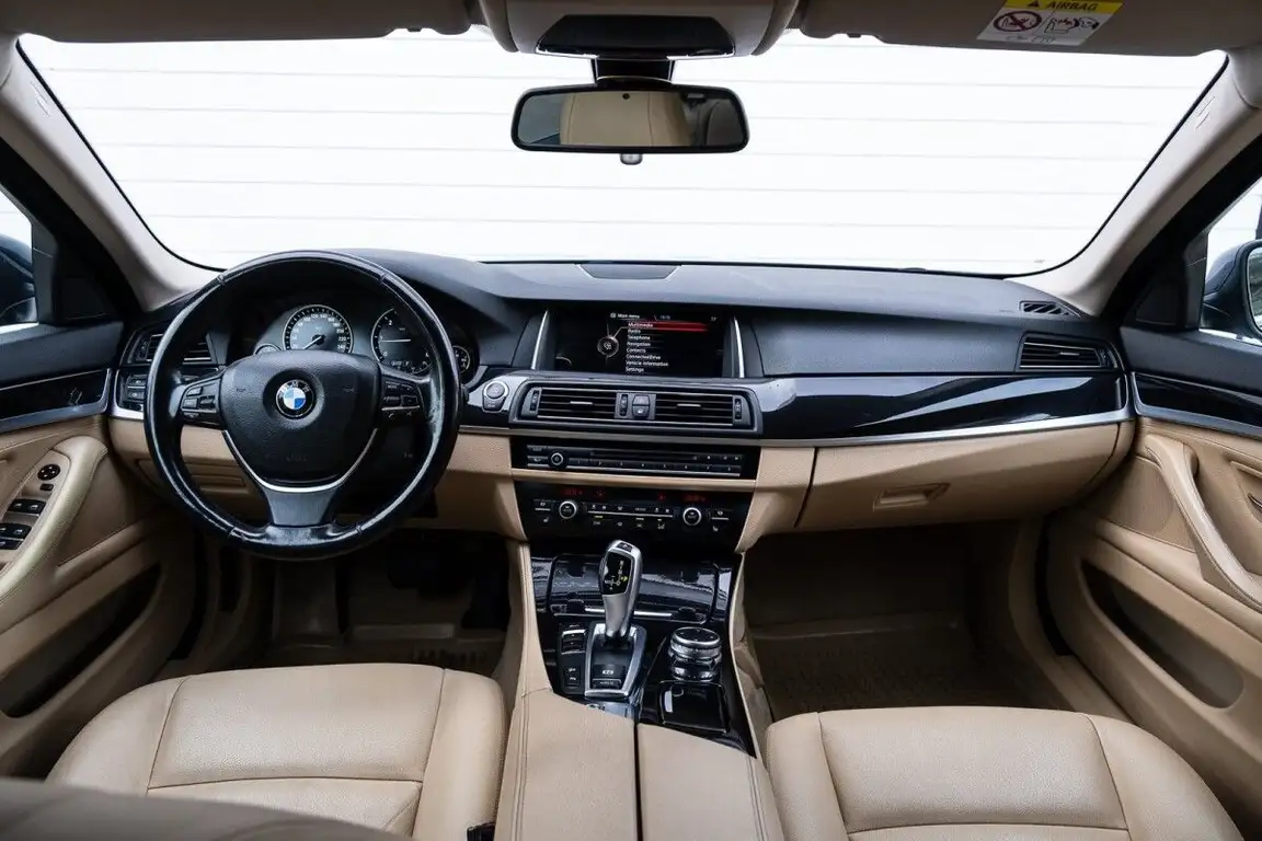 BMW 5 SERIES
