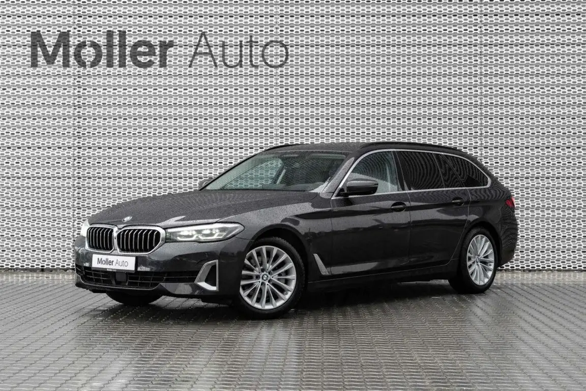 BMW 5 SERIES
