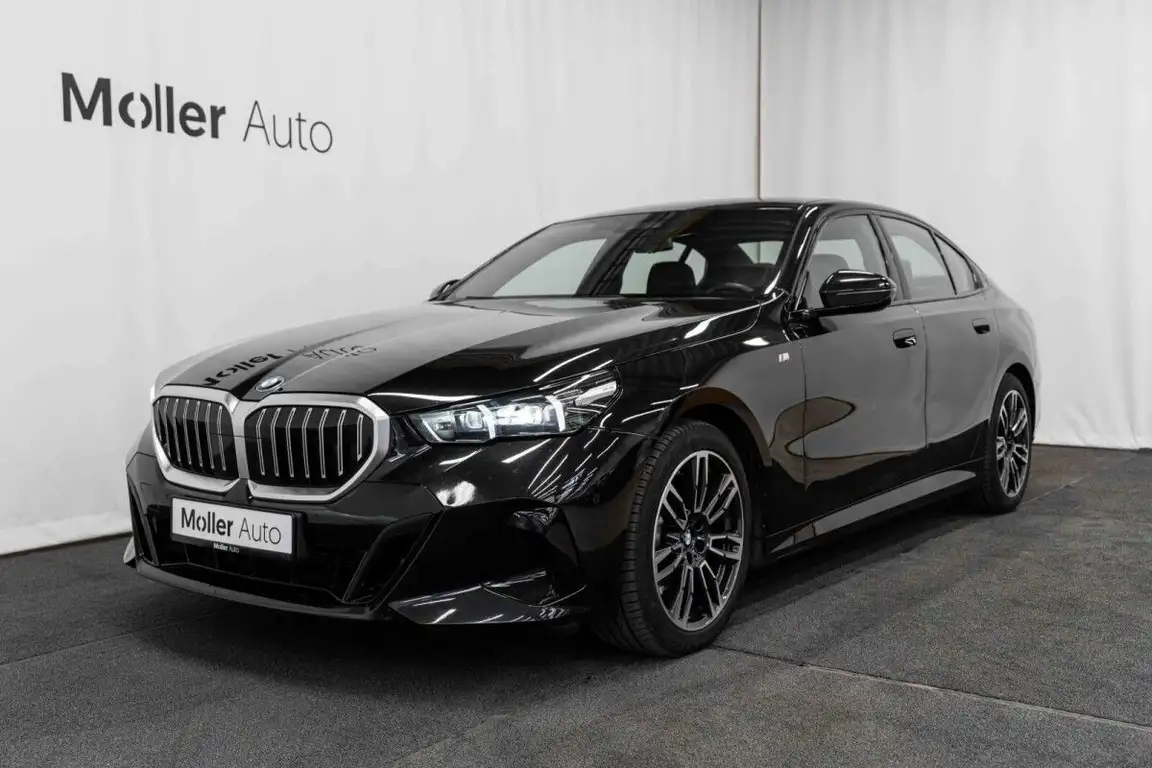BMW 5 SERIES