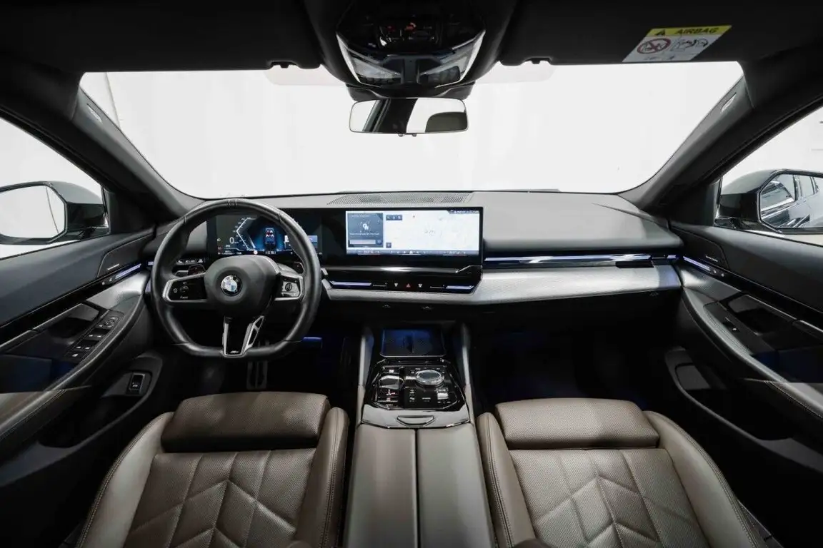 BMW 5 SERIES