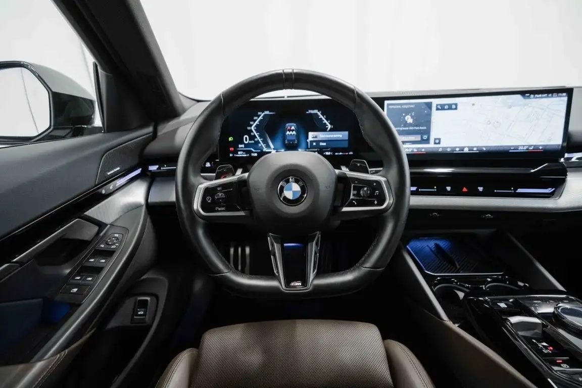 BMW 5 SERIES
