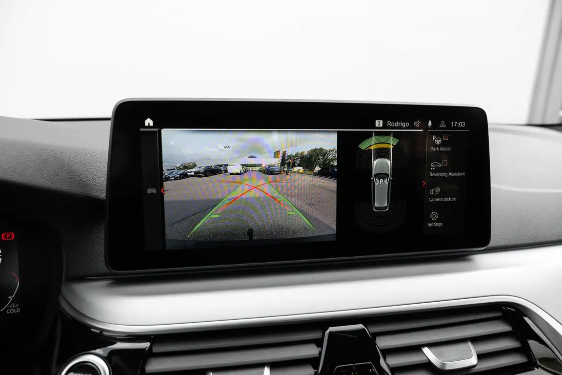 BMW 5 SERIES
