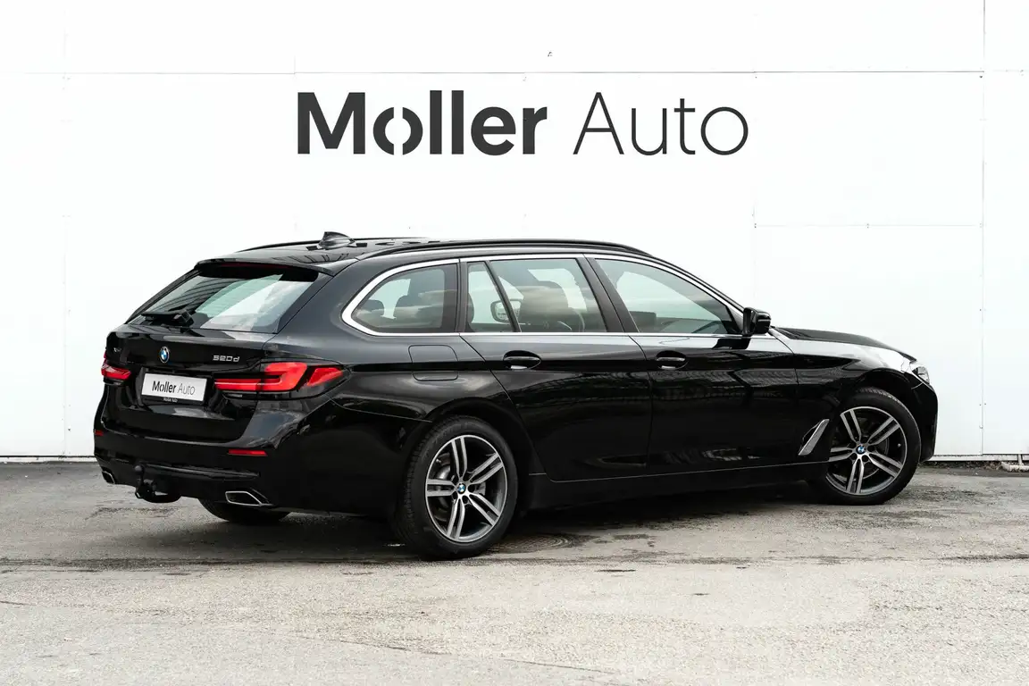 BMW 5 SERIES