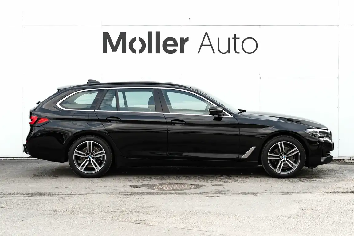 BMW 5 SERIES