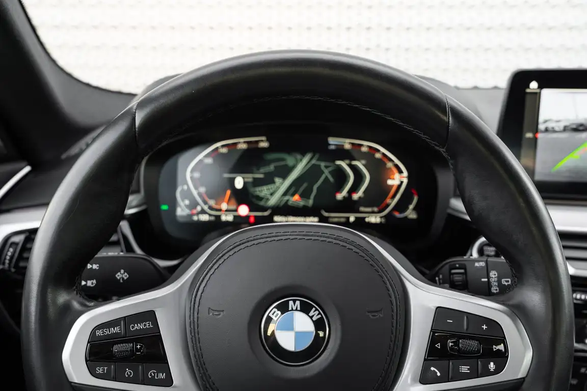 BMW 5 SERIES