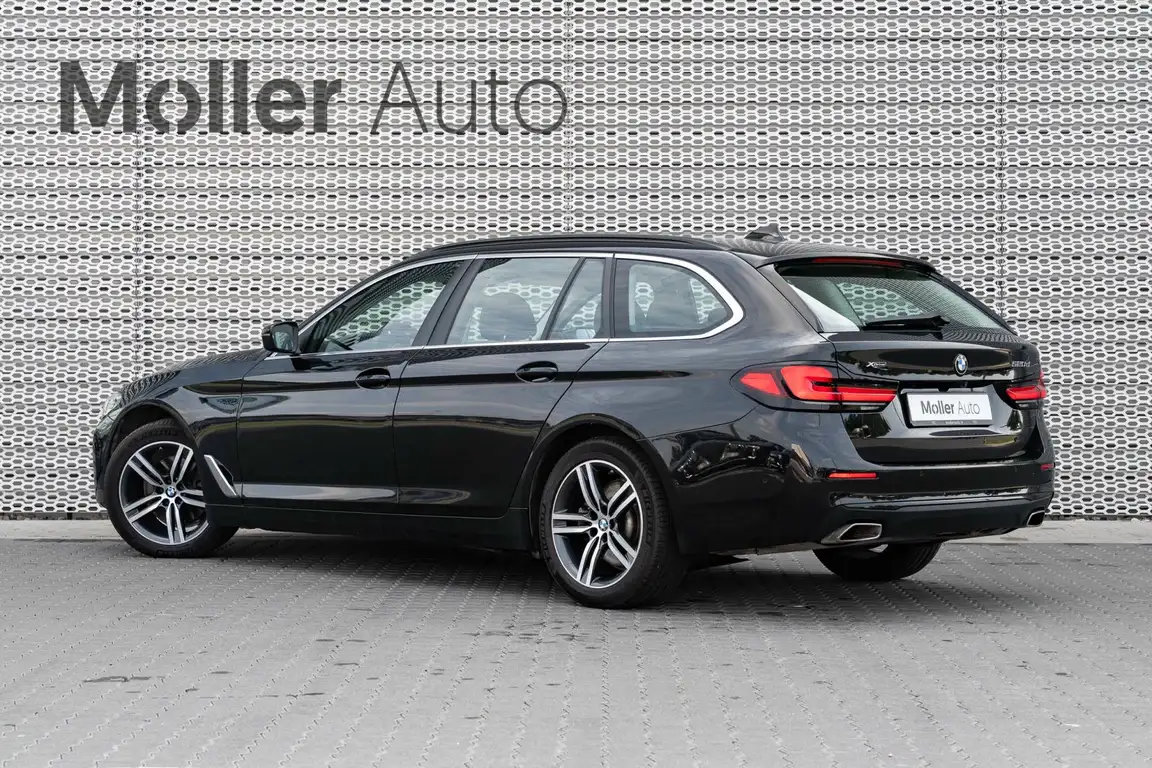 BMW 5 SERIES
