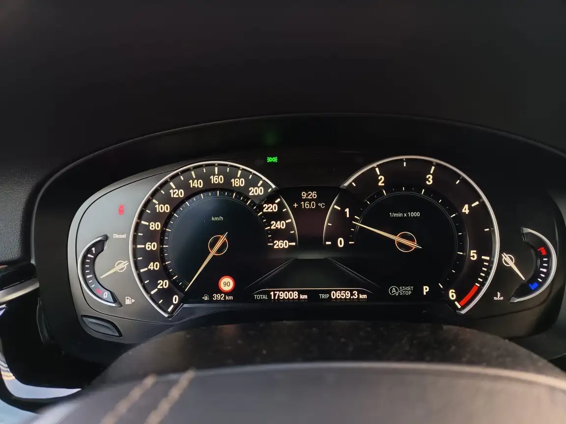 BMW 5 SERIES