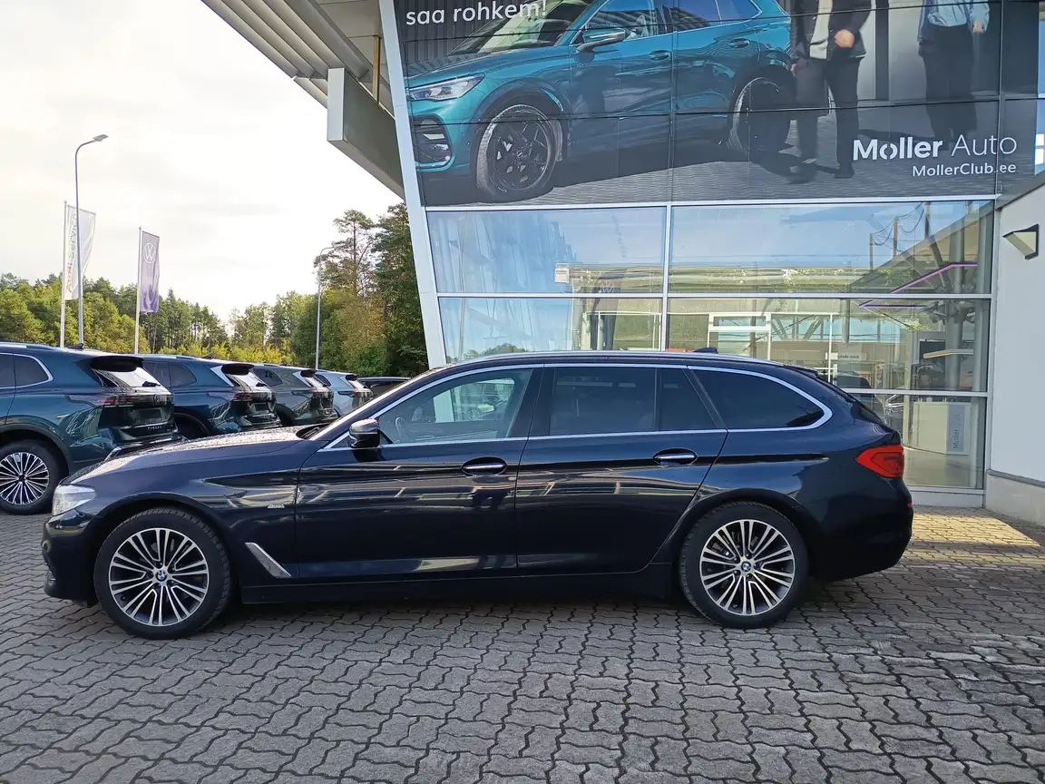BMW 5 SERIES