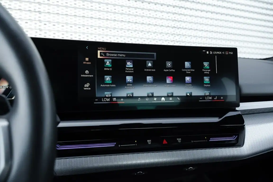 BMW 5 SERIES