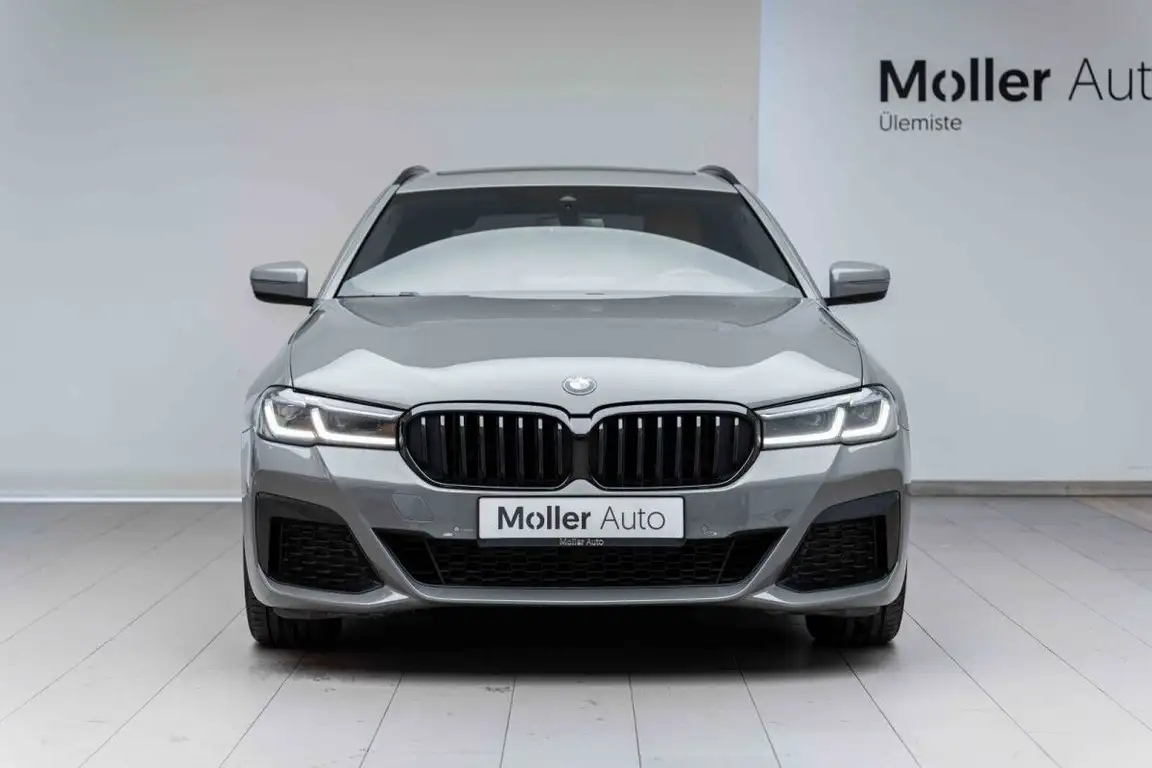 BMW 5 SERIES