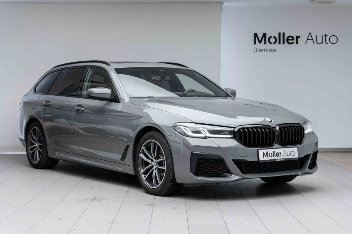 BMW 5 SERIES