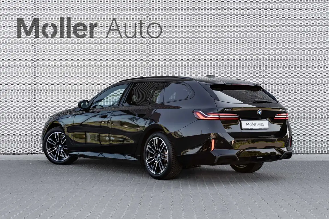 BMW 5 SERIES