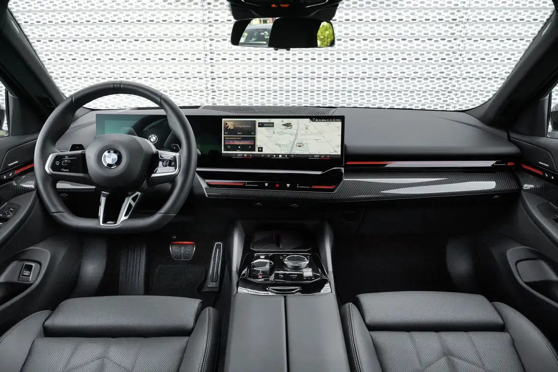 BMW 5 SERIES