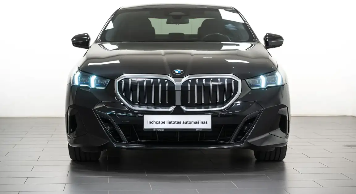 BMW 5 SERIES
