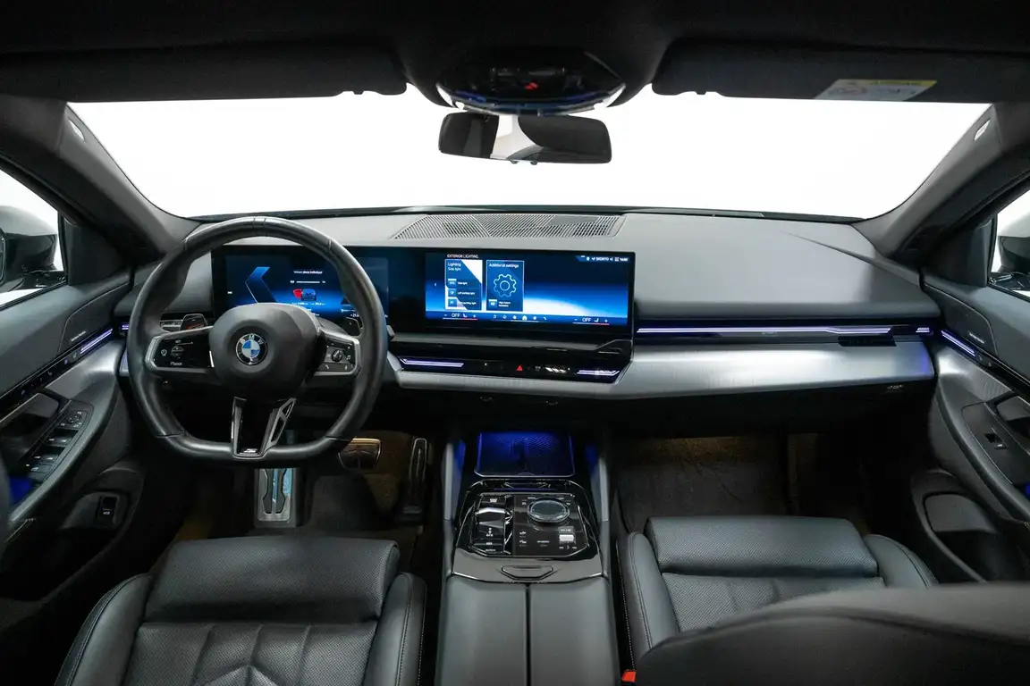 BMW 5 SERIES