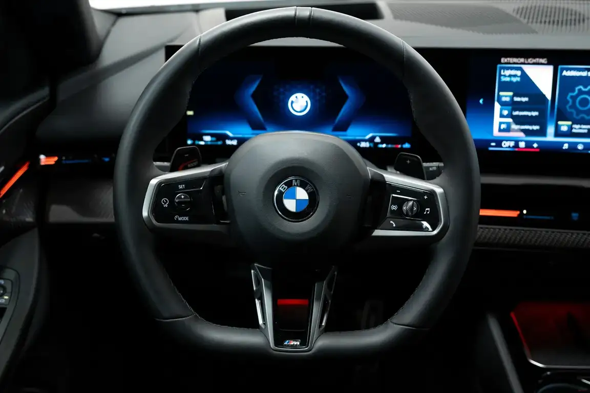 BMW 5 SERIES