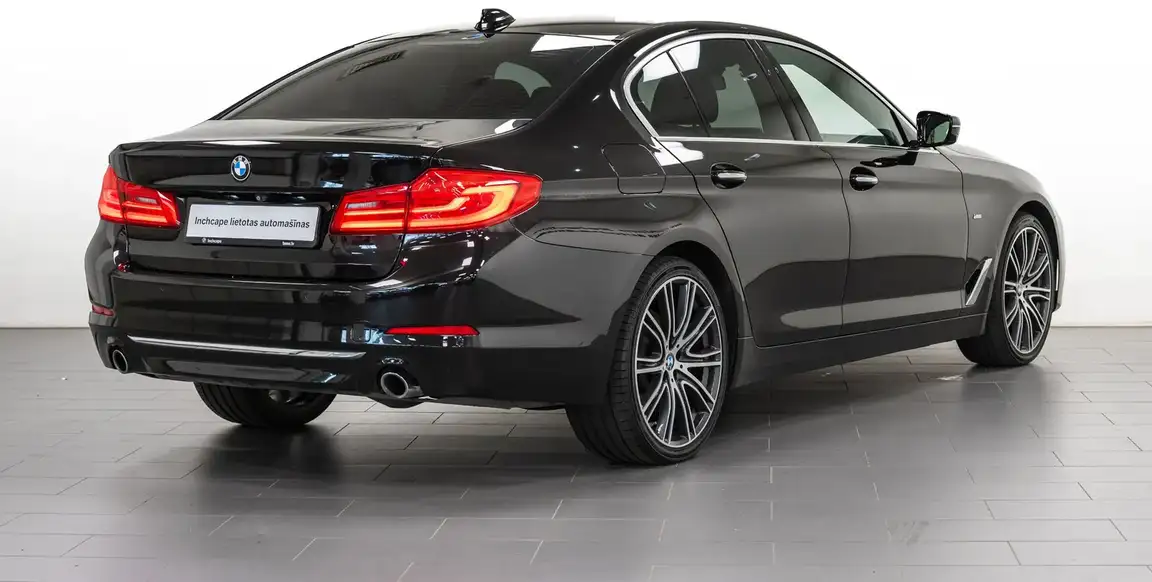 BMW 5 SERIES